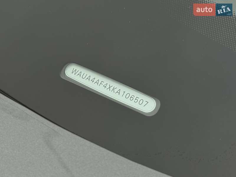 Седан Audi S4 2019 в Києві