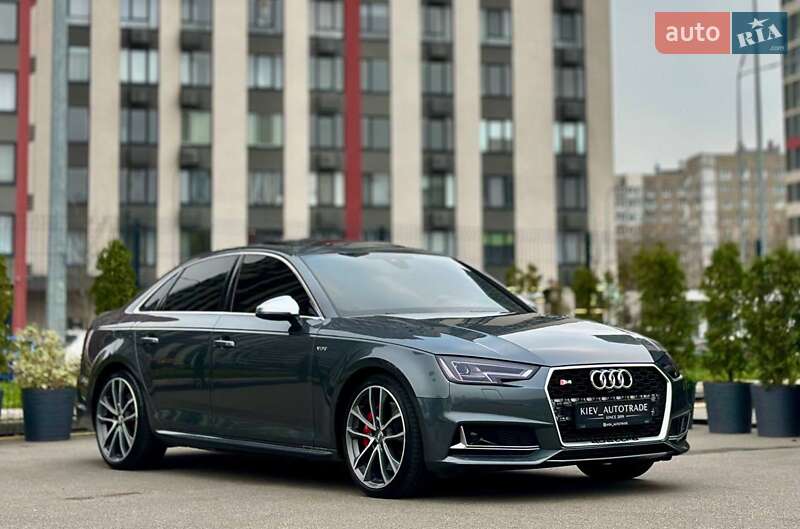 Седан Audi S4 2017 в Киеве фото 5 Седан Audi S4 2017 в Киеве