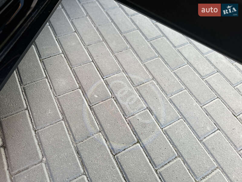 Седан Audi S4 2018 в Ровно