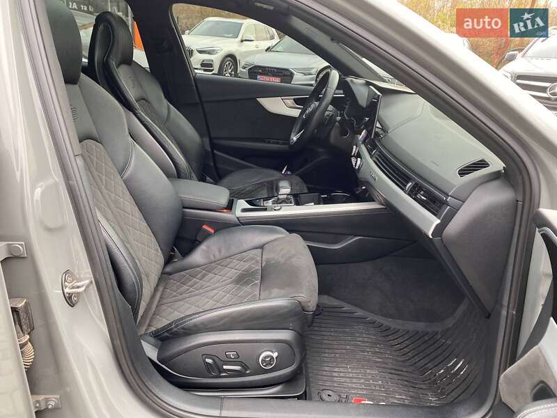 Седан Audi S4 2021 в Львове фото 26 Седан Audi S4 2021 в Львове