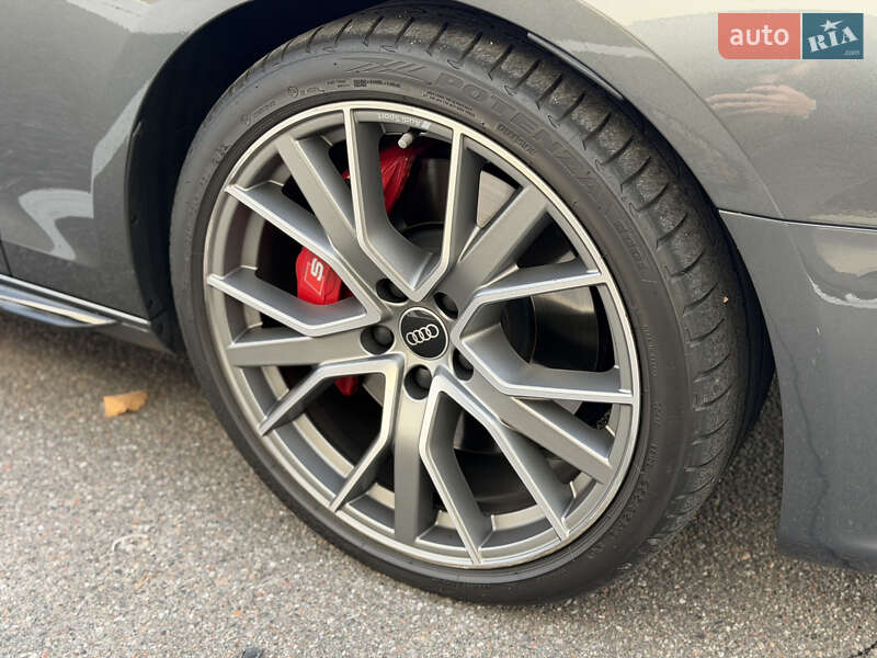 Седан Audi S4 2023 в Киеве