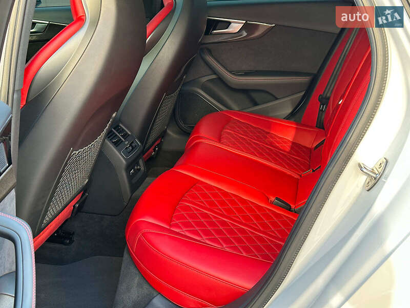 Седан Audi S4 2023 в Одесі фото 17 Седан Audi S4 2023 в Одесі