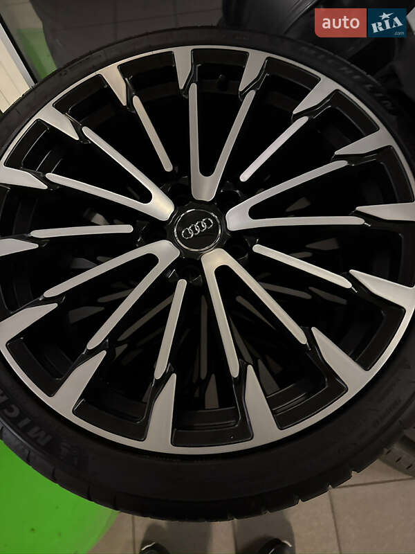 Седан Audi S4 2017 в Києві фото 14 Седан Audi S4 2017 в Києві