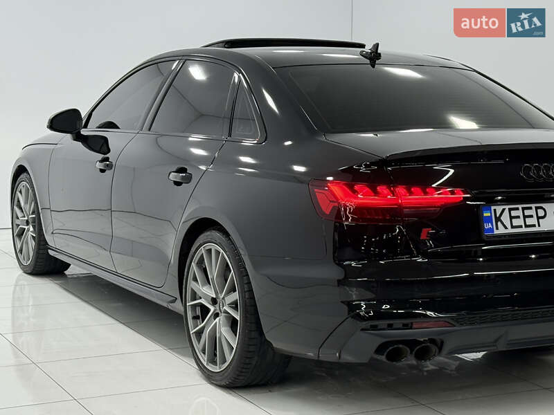 Седан Audi S4 2023 в Одессе