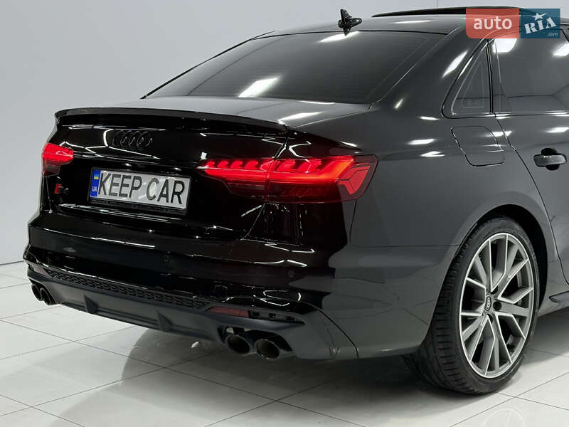 Седан Audi S4 2023 в Одессе