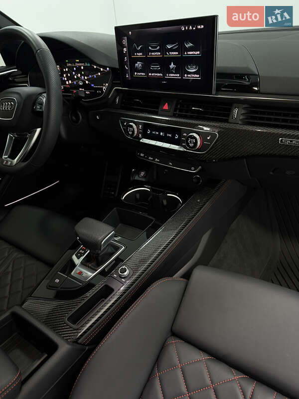 Седан Audi S4 2023 в Одессе