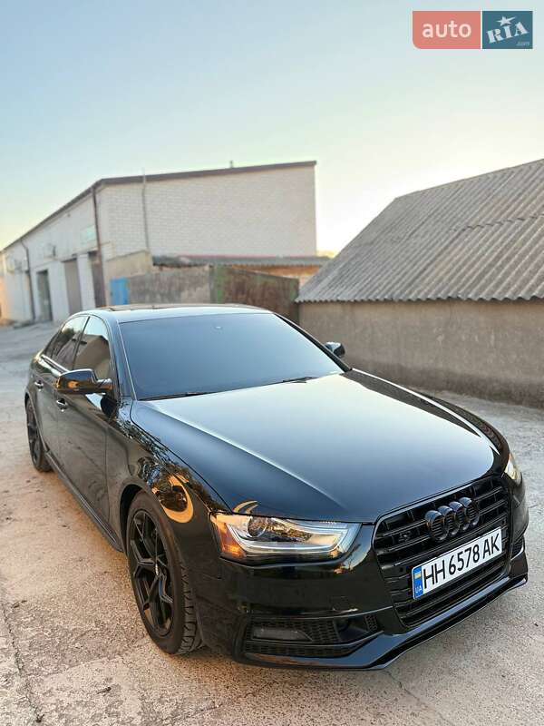 Седан Audi S4 2014 в Одессе