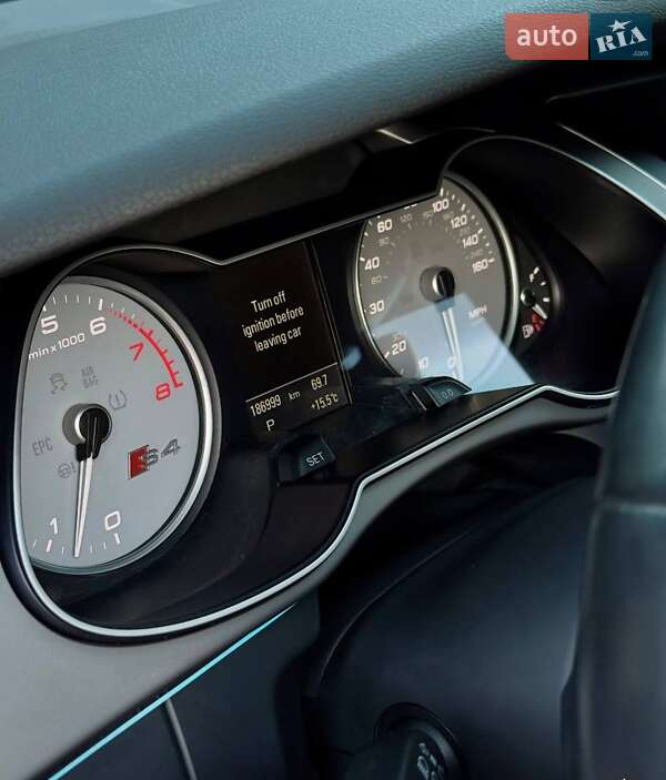 Седан Audi S4 2014 в Одессе