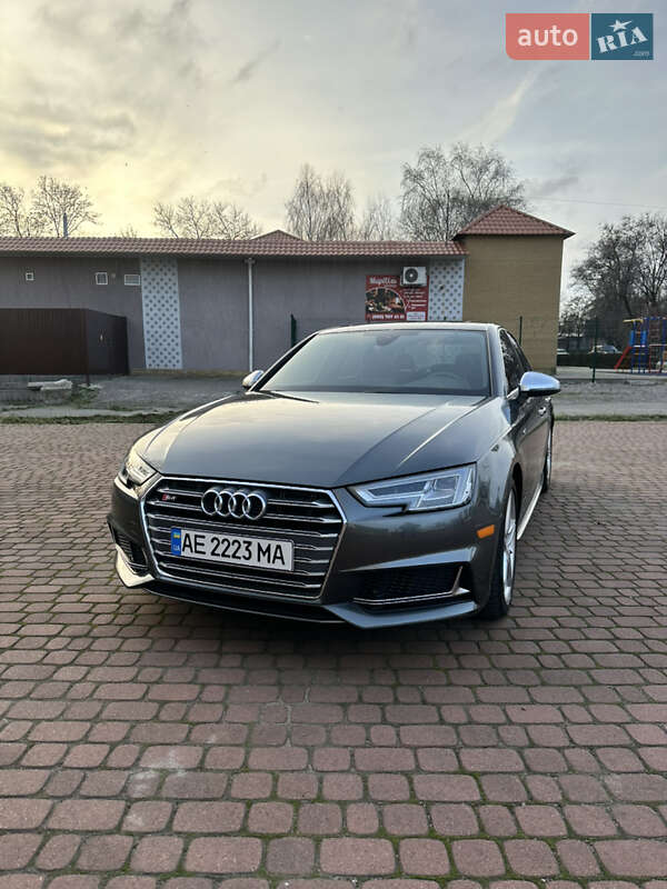 Седан Audi S4 2017 в Кам'янському фото 2 Седан Audi S4 2017 в Кам'янському