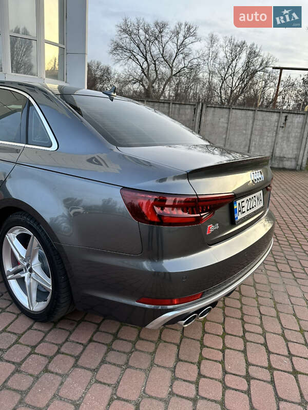 Седан Audi S4 2017 в Кам'янському фото 12 Седан Audi S4 2017 в Кам'янському