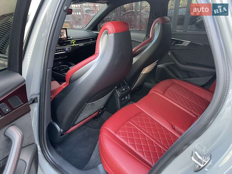 Седан Audi S4 2020 в Киеве фото 24 Седан Audi S4 2020 в Киеве