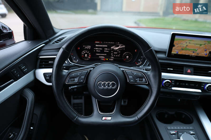 Седан Audi S4 2017 в Луцке
