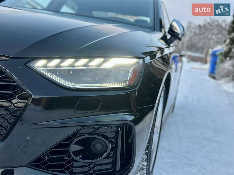 Седан Audi S4 2019 в Киеве