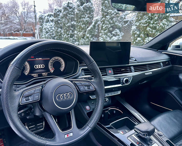 Седан Audi S4 2019 в Киеве