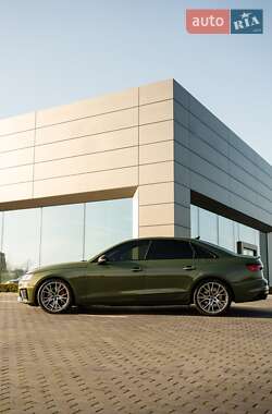 Седан Audi S4 2023 в Днепре