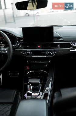 Седан Audi S4 2023 в Днепре