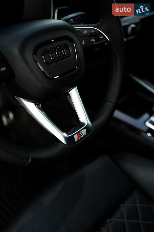 Седан Audi S4 2023 в Днепре