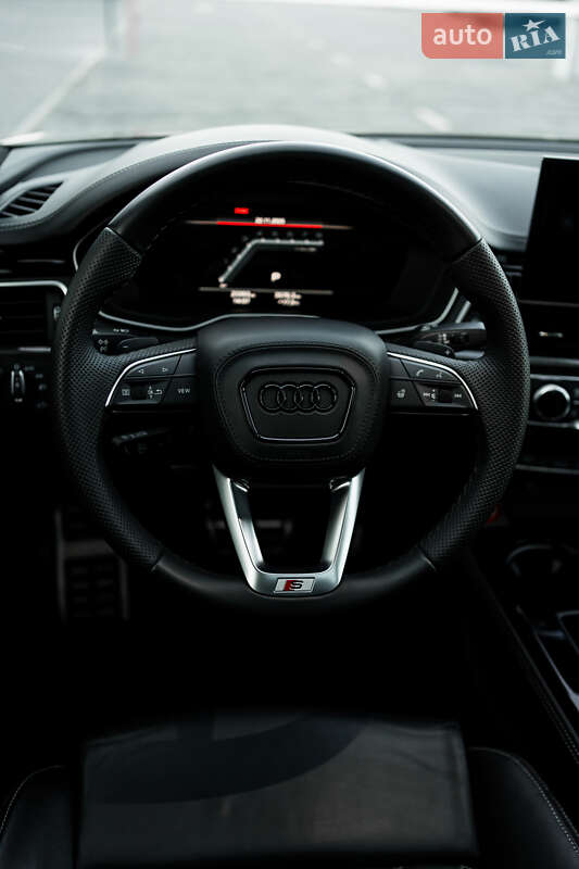 Седан Audi S4 2023 в Днепре