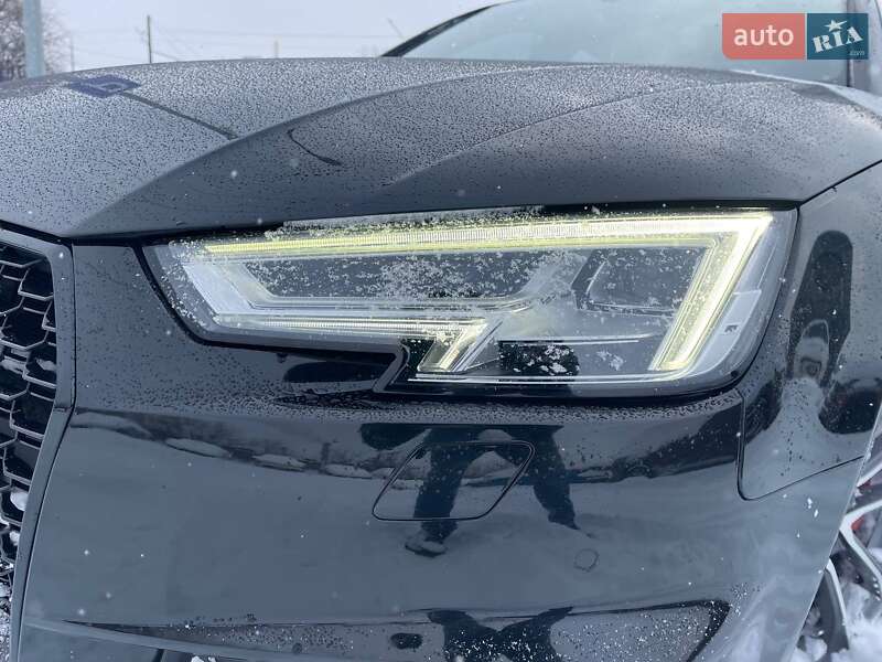 Седан Audi S4 2017 в Львове
