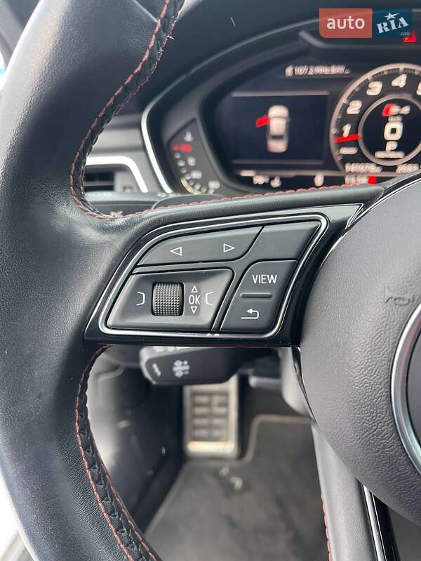 Седан Audi S4 2017 в Львове