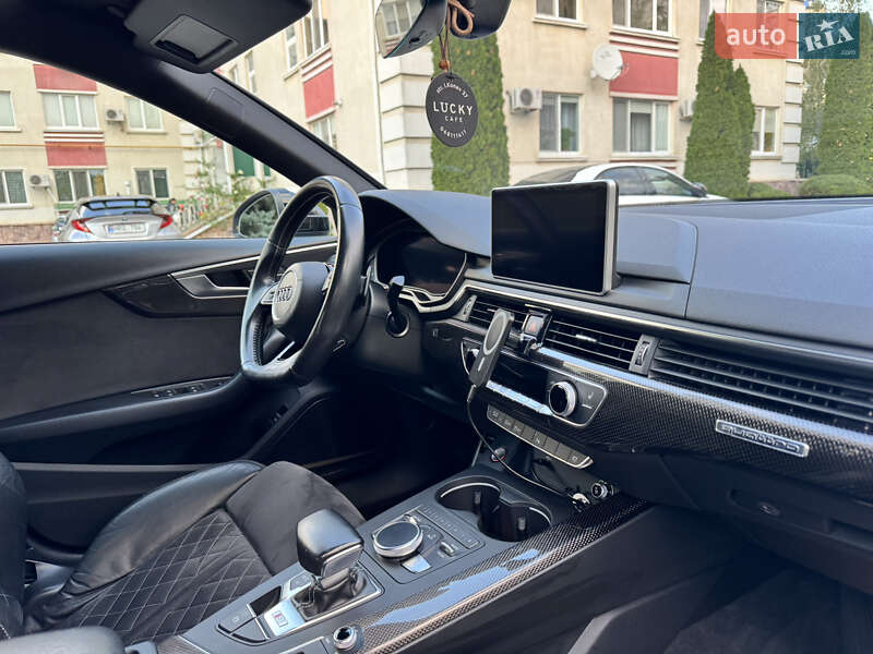 Седан Audi S4 2018 в Очакове