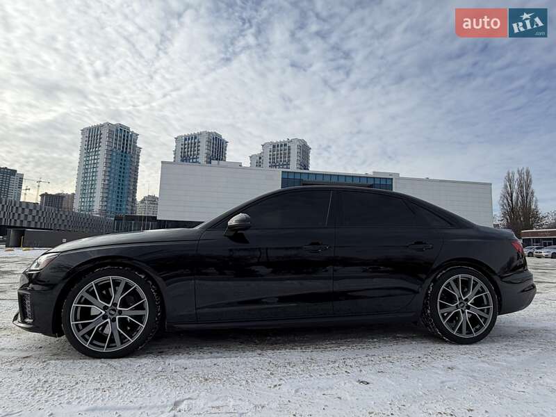 Седан Audi S4 2023 в Одессе