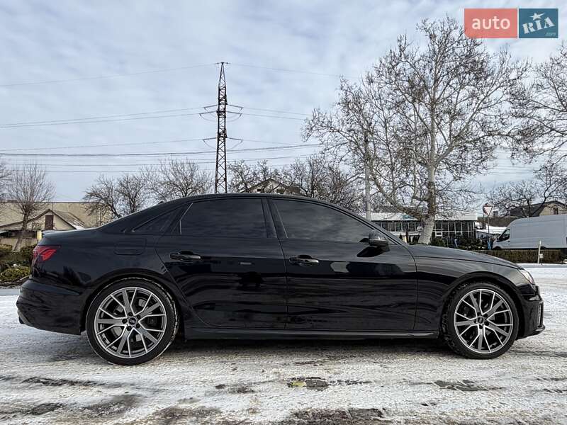 Седан Audi S4 2023 в Одессе