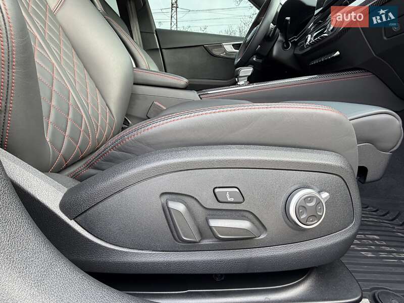 Седан Audi S4 2023 в Одессе