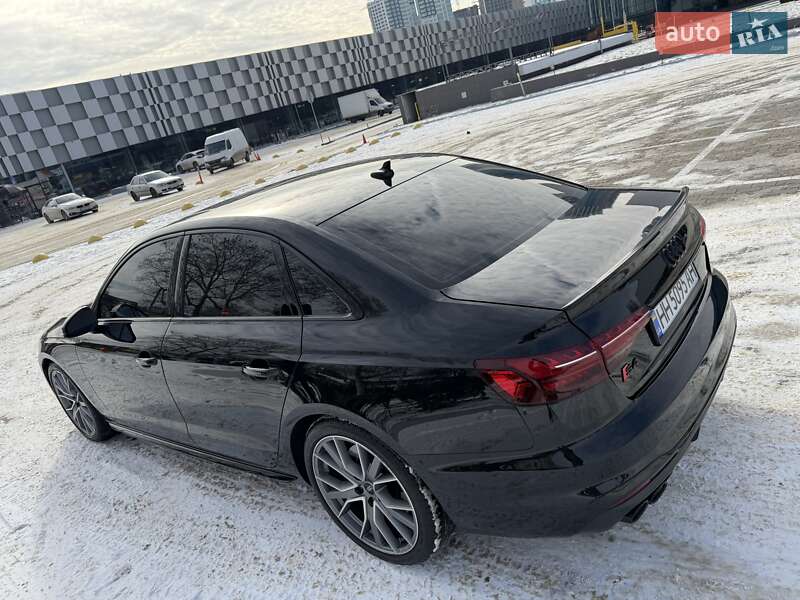 Седан Audi S4 2023 в Одессе