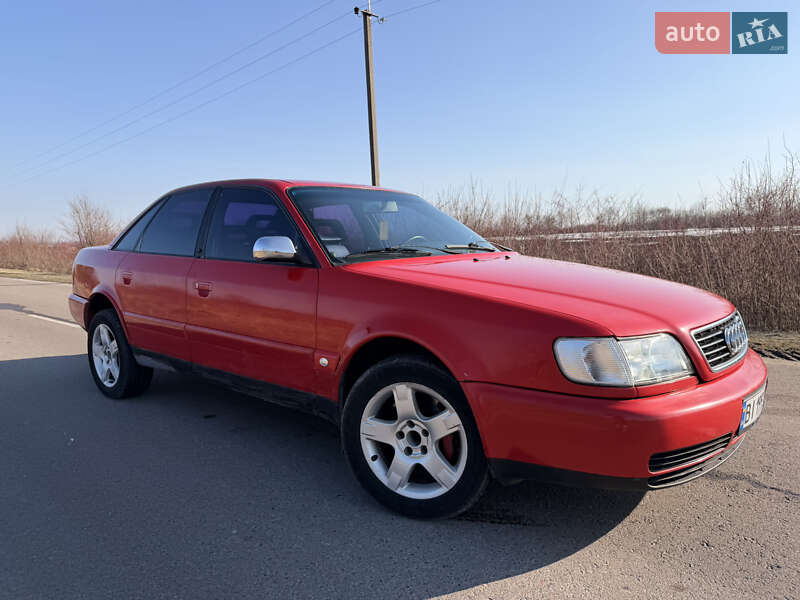 Седан Audi S4 1992 в Львове