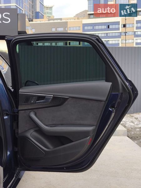 Седан Audi S4 2017 в Киеве фото 38 Седан Audi S4 2017 в Киеве