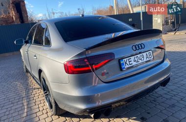 Седан Audi S4 2013 в Кривому Розі