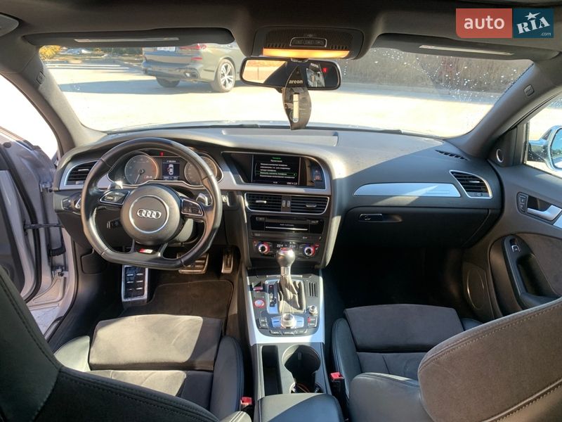 Седан Audi S4 2014 в Львове