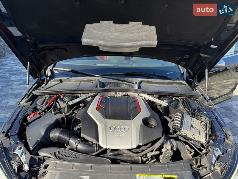 Седан Audi S4 2018 в Днепре