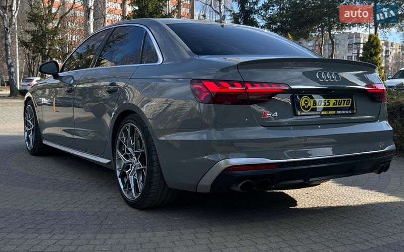 Седан Audi S4 2020 в Львові
