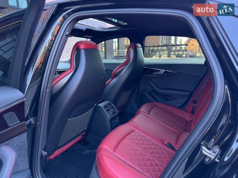 Седан Audi S4 2023 в Полтаві фото 31 Седан Audi S4 2023 в Полтаві