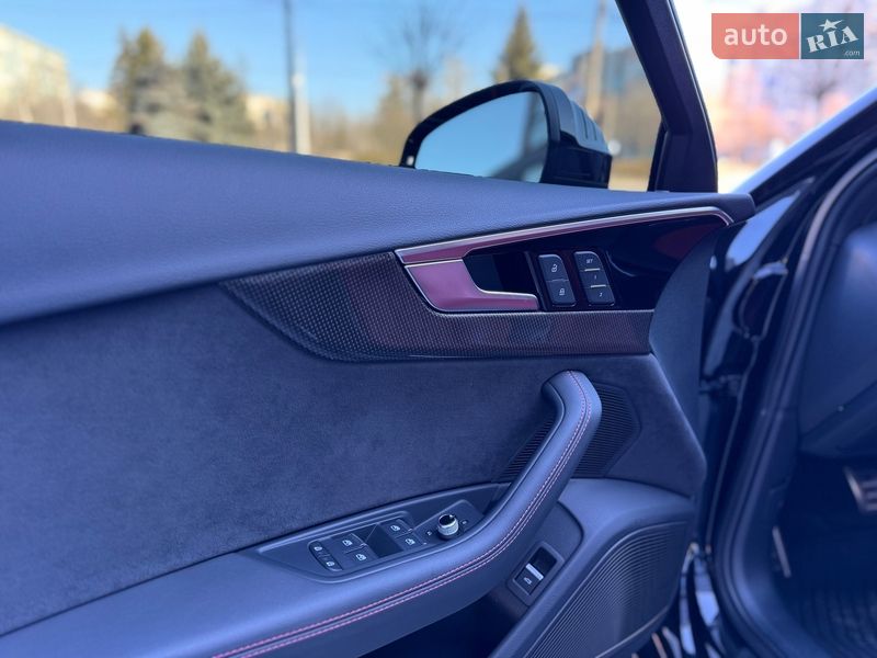 Седан Audi S4 2023 в Полтаві фото 32 Седан Audi S4 2023 в Полтаві
