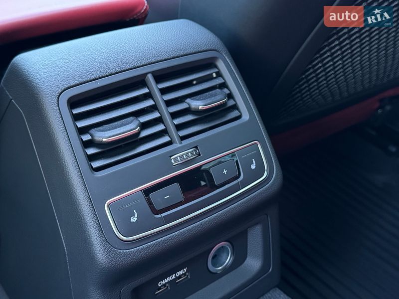Седан Audi S4 2023 в Полтаві фото 33 Седан Audi S4 2023 в Полтаві