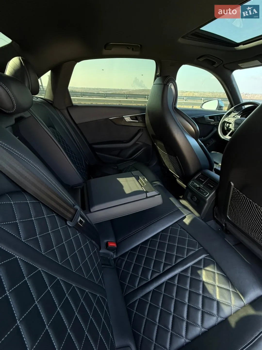 2017 Audi S4 - мініатюра 19