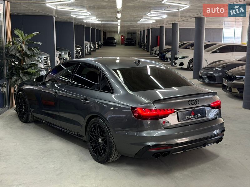 Седан Audi S4 2023 в Одессе