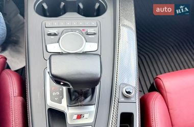 Седан Audi S4 2018 в Киеве