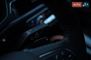 Седан Audi S4 2022 в Львове
