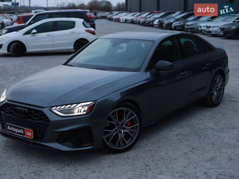 Седан Audi S4 2022 в Львове фото Седан Audi S4 2022 в Львове