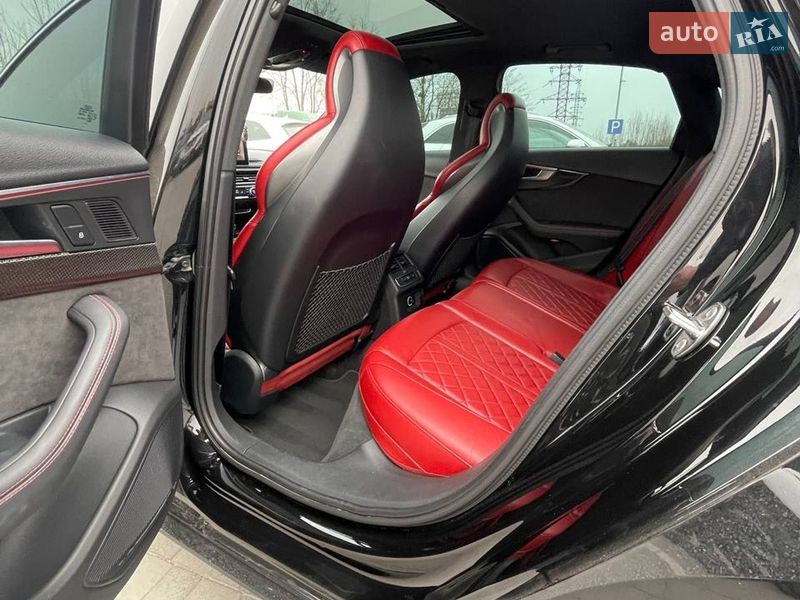 Седан Audi S4 2017 в Львове фото 29 Седан Audi S4 2017 в Львове