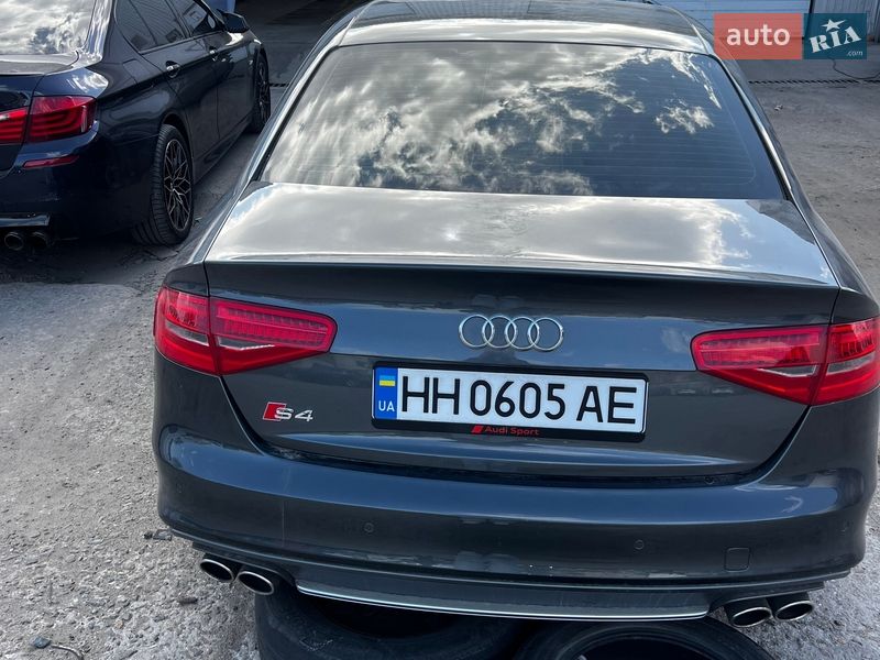 Седан Audi S4 2012 в Одессе