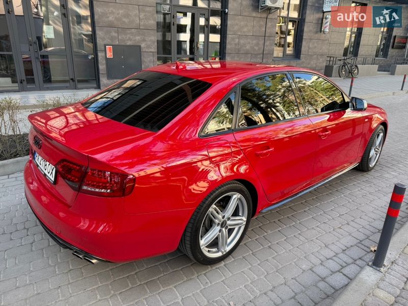 Седан Audi S4 2010 в Киеве