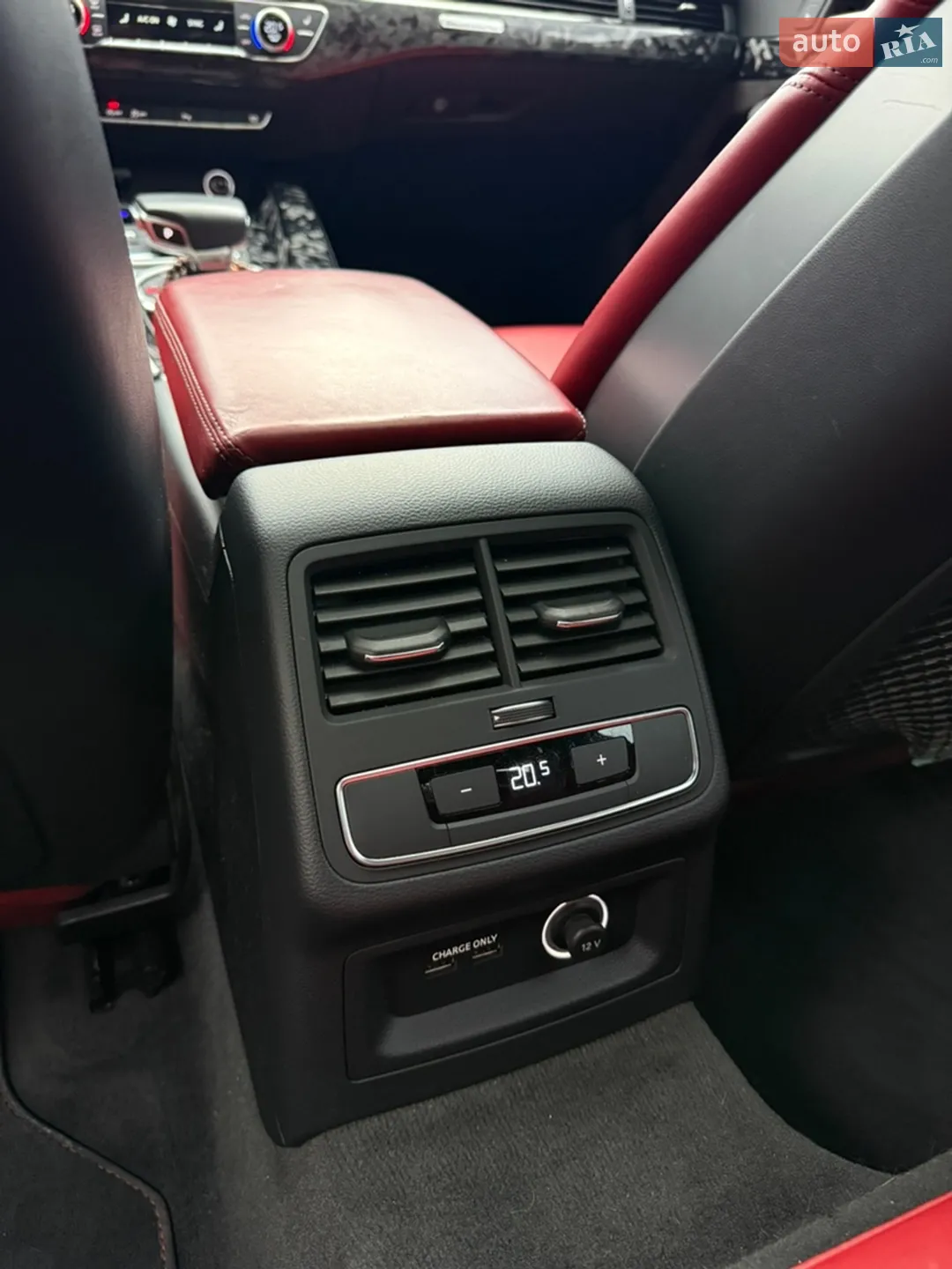 2019 Audi S4 - мініатюра 16