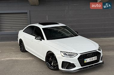 Седан Audi S4 2022 в Киеве