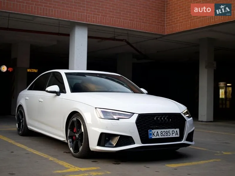 Audi S4
