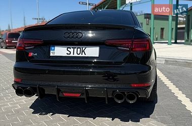 Седан Audi S4 2019 в Ірпені